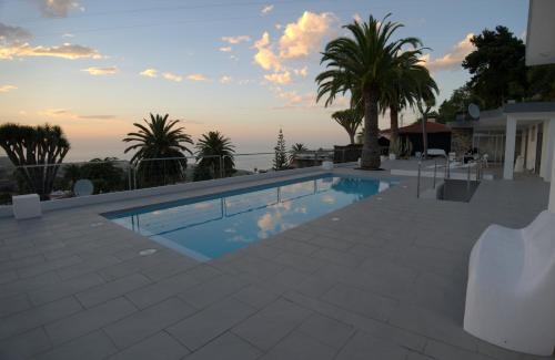 Los Gomez House | Casa El Balcon Grande