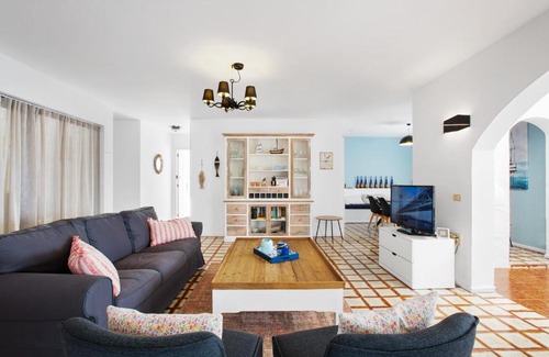 Parque Holandes House | Casa El Cardon: charming villa with private pool.