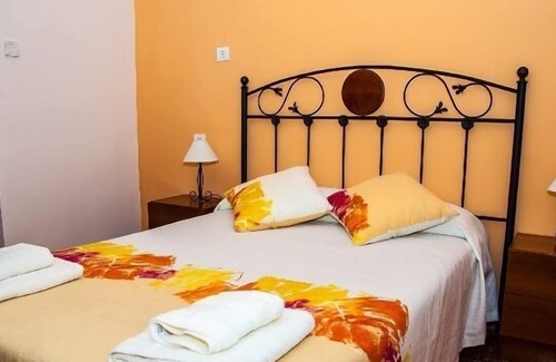 Padilla de Abajo Cottage | Casa El Crisal for 10 people