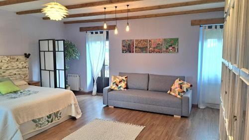 Rosinos de la Requejada House | Casa El Filandar