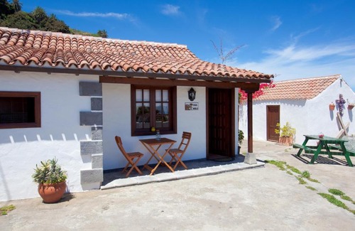 El Guincho Villa | Casa el Mirlo: Paraíso rural con piscina y hermosos jardines en Icod de los Vinos, Tenerife - ES-279-20
