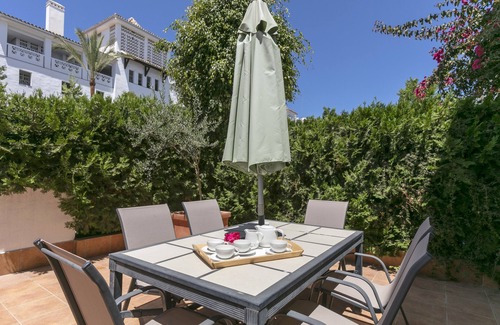 Golden Mile House | Casa El Olivo - Marbellamar