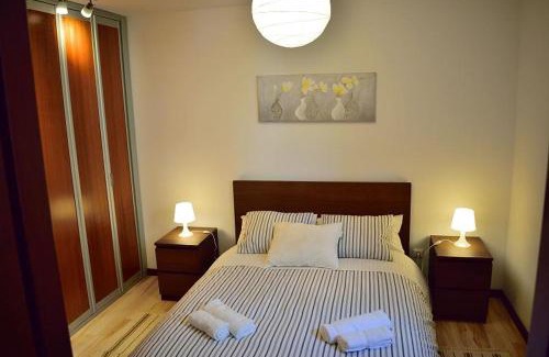 Santa Cruz De La Seros Apartment | Casa El Parral 2 dormitorios a 30 min de Astun y Candanchu