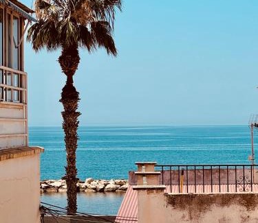 Malaga-Este House | Casa el Periquito - Beach house - Sea view - Roof terrace - Ibiza vibe