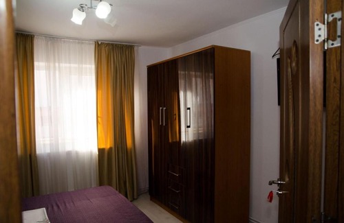 Corbi House | Casa Elena