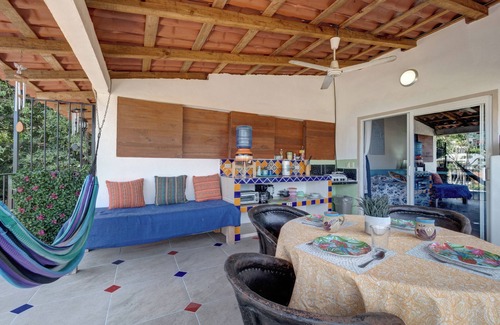 Yelapa Villa | Casa Elizabeth Group Accommodation