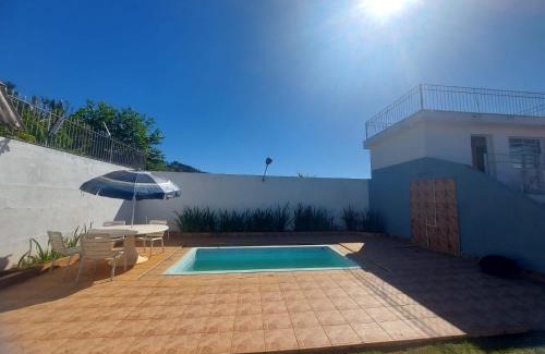 Aguas de Lindoia House | Casa em Aguas de Lindoia - Próxima ao balneário e da praça principal