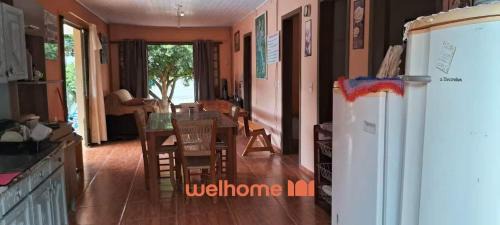 South Region House | Casa em Chapeco com Piscina e Vista da Montanha