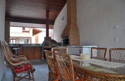 Horto House | Casa em condômino, com piscina, próxima à serra e ao mar