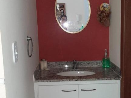 Portinho House | Casa em condomínio com 01 Estacionamento