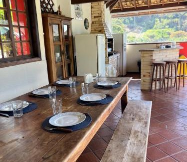 Araras House | Casa em Secretário a 800 metros do centro de Secretário chacaradosolsecretario