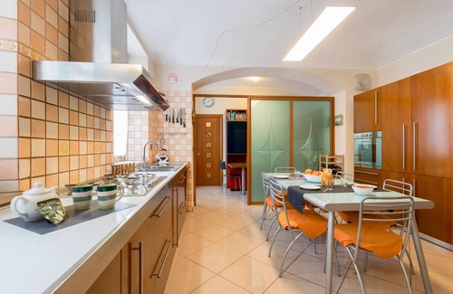 Vittoria Apartment | Casa Emiland vicino al fiume Dora by Wonderful Italy