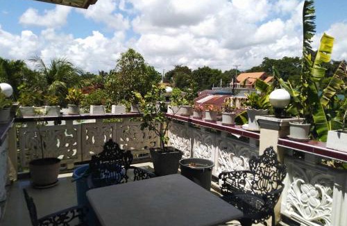 Pinamalayan House | Casa Emilia