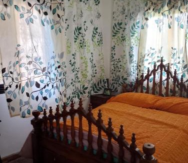 Pinamalayan House | Casa Emilia