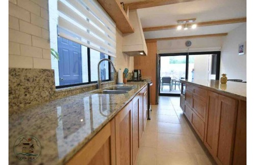 Guaymas House | Casa Emilia tu casa en la Playa San Carlos, Sonora, México