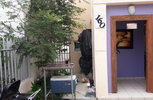 San Agustin House | Casa en Bonanza en la cual yo vivo permanentemente en la propiedad soy el dueño