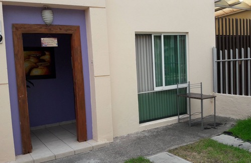 San Agustin House | Casa en Bonanza en la cual yo vivo permanentemente en la propiedad soy el dueño