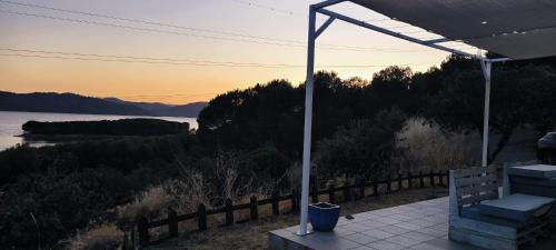 Espiel House | Casa en el lago.unmillondeestrellas