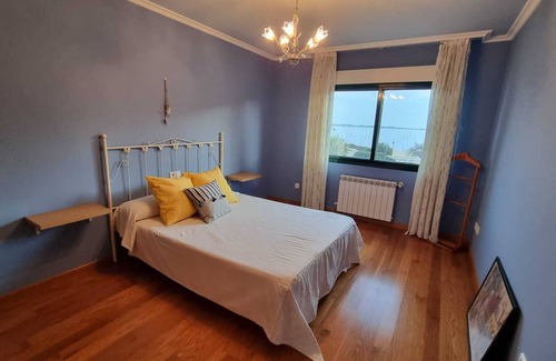 Carril Ski Chalet | Casa en la playa con vistas mar, jardin y terraza