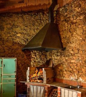 Villamontan de la Valduerna House | Casa ENTREPIEDRAS