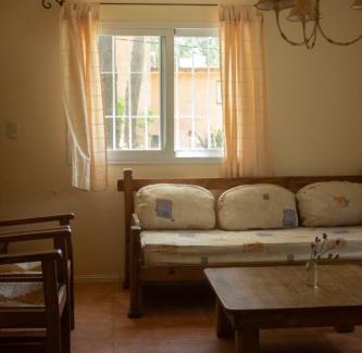 Mar Azul House | Casa equipada para 8 personas a tres cuadras del mar - Colibrí 1