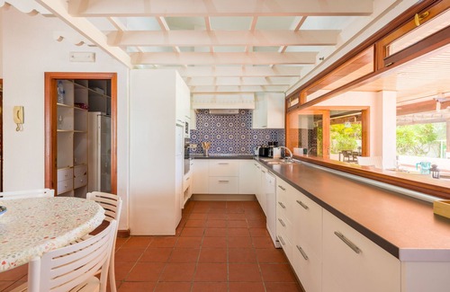 Campo Internacional Maspalomas Ski Chalet | Casa Gran Canaria - Private heated pool, games room and playground