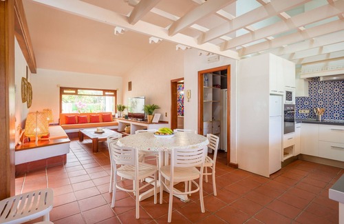 Campo Internacional Maspalomas Ski Chalet | Casa Gran Canaria - Private heated pool, games room and playground