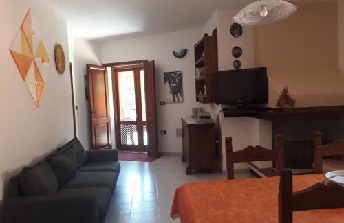 Matta 'e Peru Apartment | Casa Esmeralda