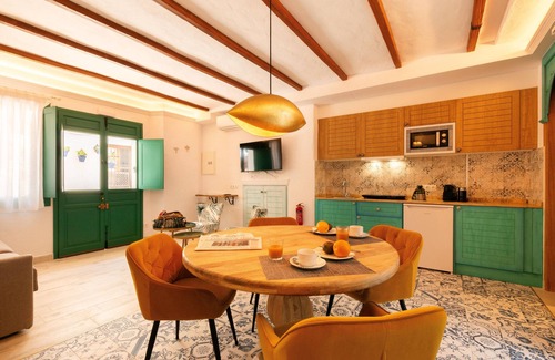 Historic Center of Estepona Condo | Casa Esmeralda Luxury Boutique Apartments Old Town