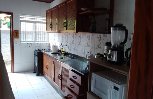 Estufa I House | Casa Espaçosa