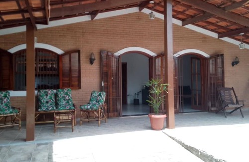 Estufa I House | Casa Espaçosa