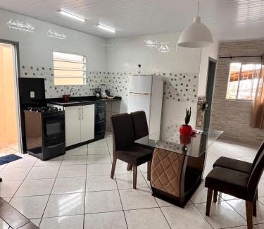 Serraria House | Casa espaçosa e aconchegante Cama King e ar condicionado