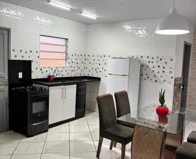 Serraria House | Casa espaçosa e aconchegante Cama King e ar condicionado