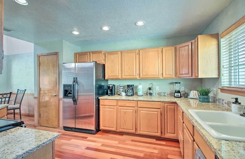 Northeast Heights House | 'Casa Especial' Family Retreat w/Pool Table!