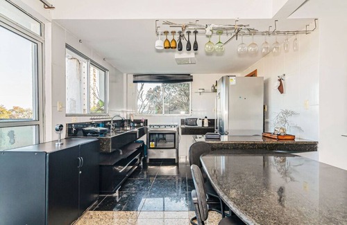 Ouro Preto House | Casa espetacular com Churrasq em Pampulha/MG