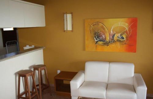 Zumbi House | Casa espetacular em condomínio pé-na-areia, RZ15