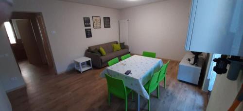 Serina Apartment | Casa Ester