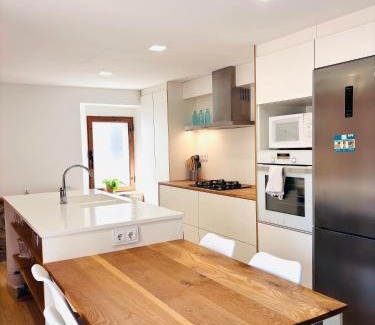 Ciudad Universitaria House | Casa estilo masía en el corazón de Cataluña