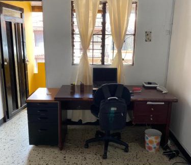 Santa Fe House | CASA FAMILIAR AMPLIA MUY FRESCA