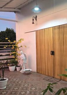 Legazpi House | Casa Felice