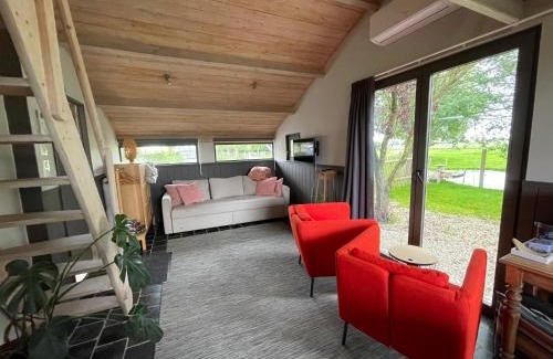 Westvleteren House | Casa Feliz