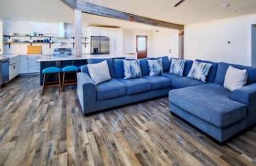 Moovalya Keys House | CASA FELIZ on the water in AZ's MINI-VENICE 4-bedroom house with 2 masters