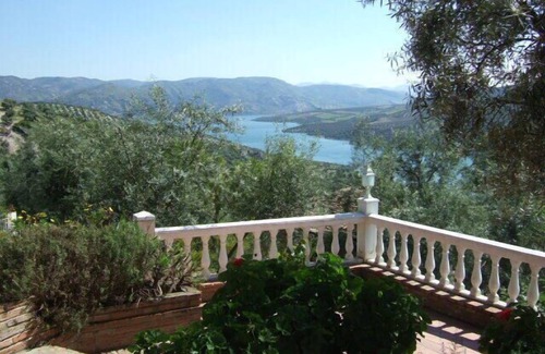 Iznajar Villa | *Casa Feliz * Outstanding private villa & pool with dazzling lake view