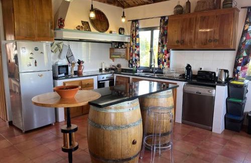 Sao Roque do Pico House | Casa Fitz - Bungalow with Ocean Views and Air Conditioning