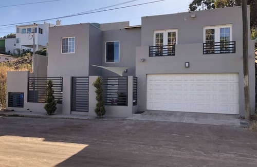 Ensenada House | Casa Flores & Flores