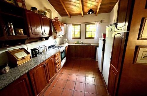 Chacras de Coria House | ¡Casa Florida, en el corazón de Chacras de Coria!