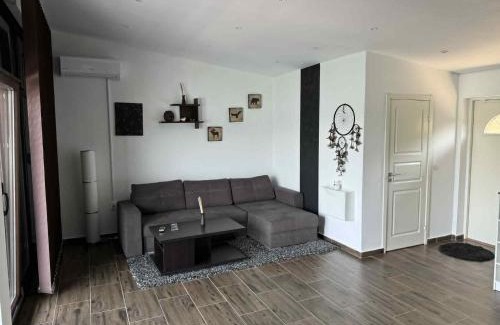 Eselnita Apartment | Casa Florida