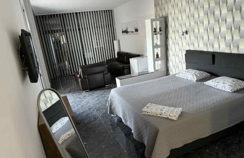 Eselnita Apartment | Casa Florida