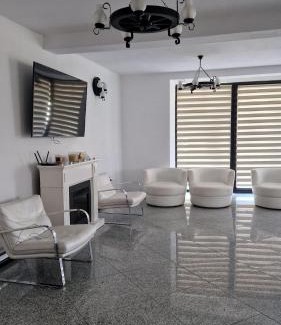 Rozavlea House | Casa Florus