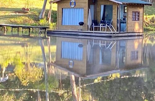 Itatiba Other | Casa Flutuante no Lago - Há 90km de São Paulo - Piscina, Caiaque, Stand UP e Cascata - Quinta do Vale Itatiba